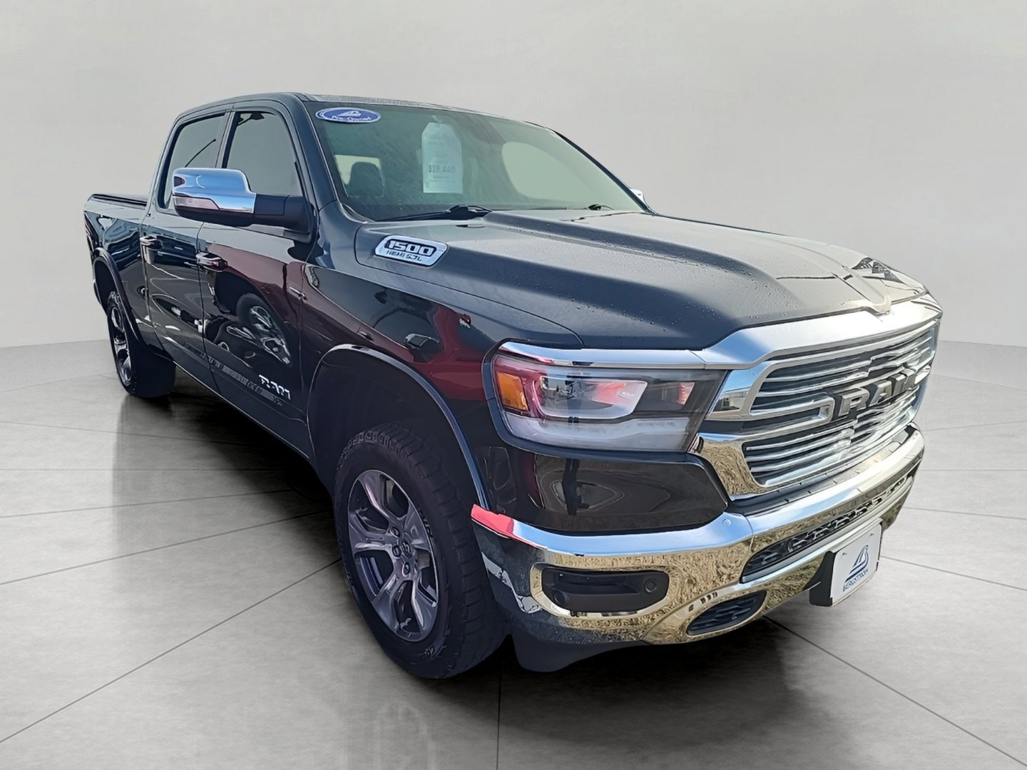 Used 2019 RAM 1500 Laramie image 1