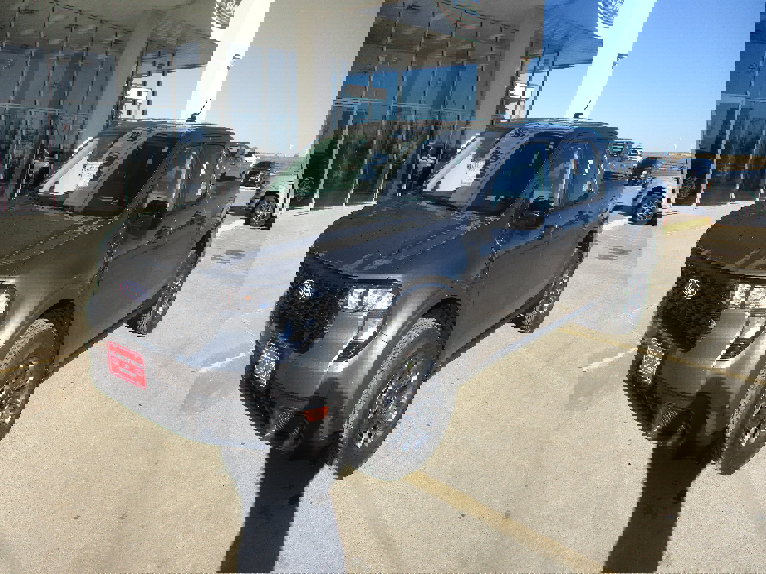 New 2026 Ford Maverick XLT w/ XLT Luxury Package AWD/4WD image 2