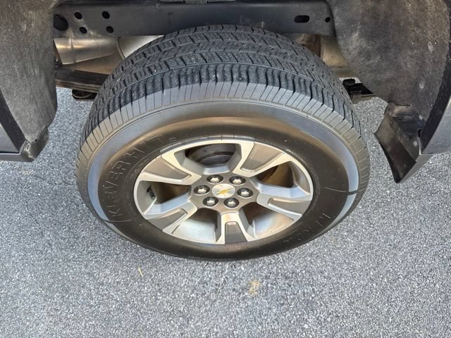 Used 2019 Chevrolet Colorado Z71 AWD/4WD image 9