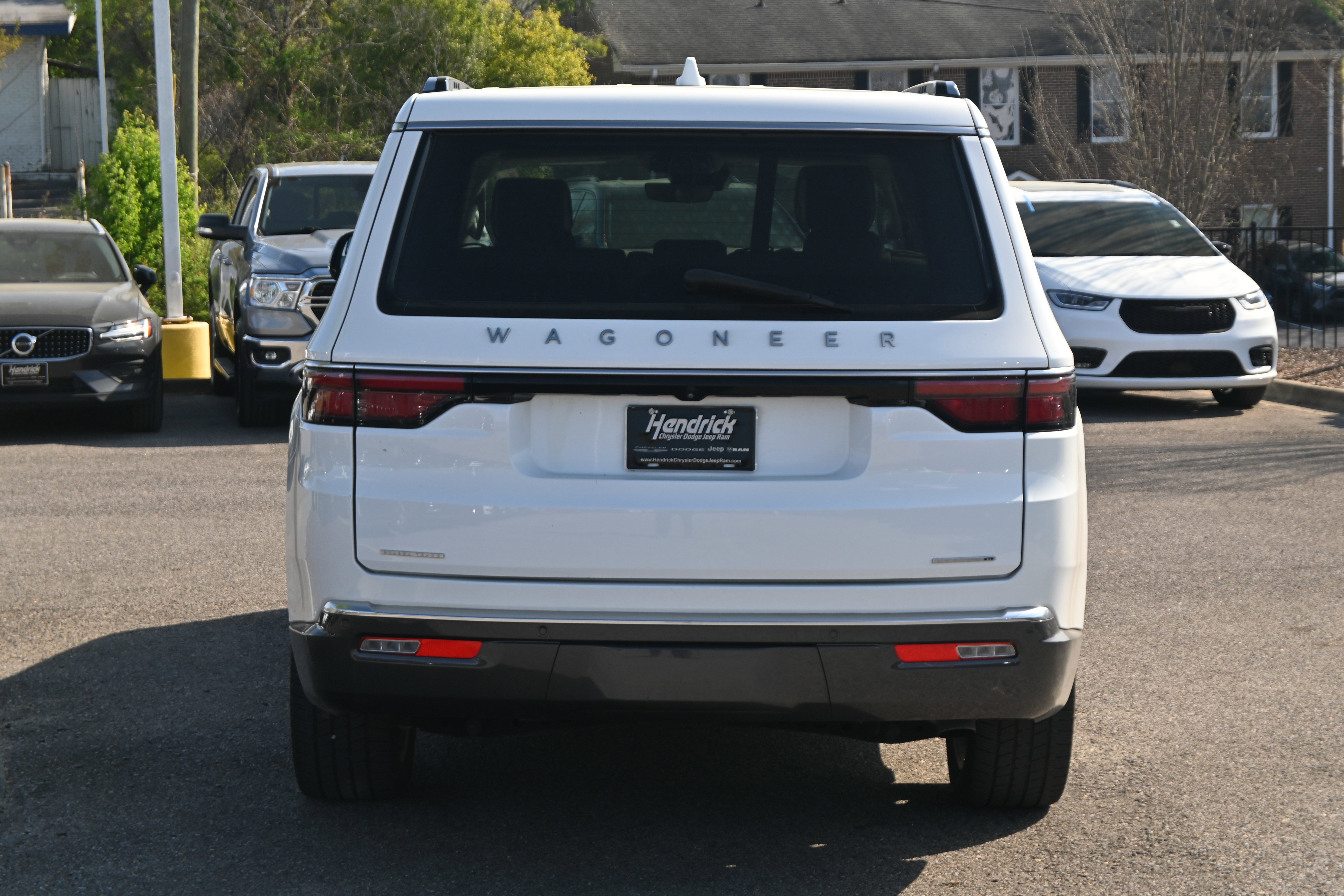 Used 2022 Jeep Wagoneer Series III w/ Premium Group I image 14