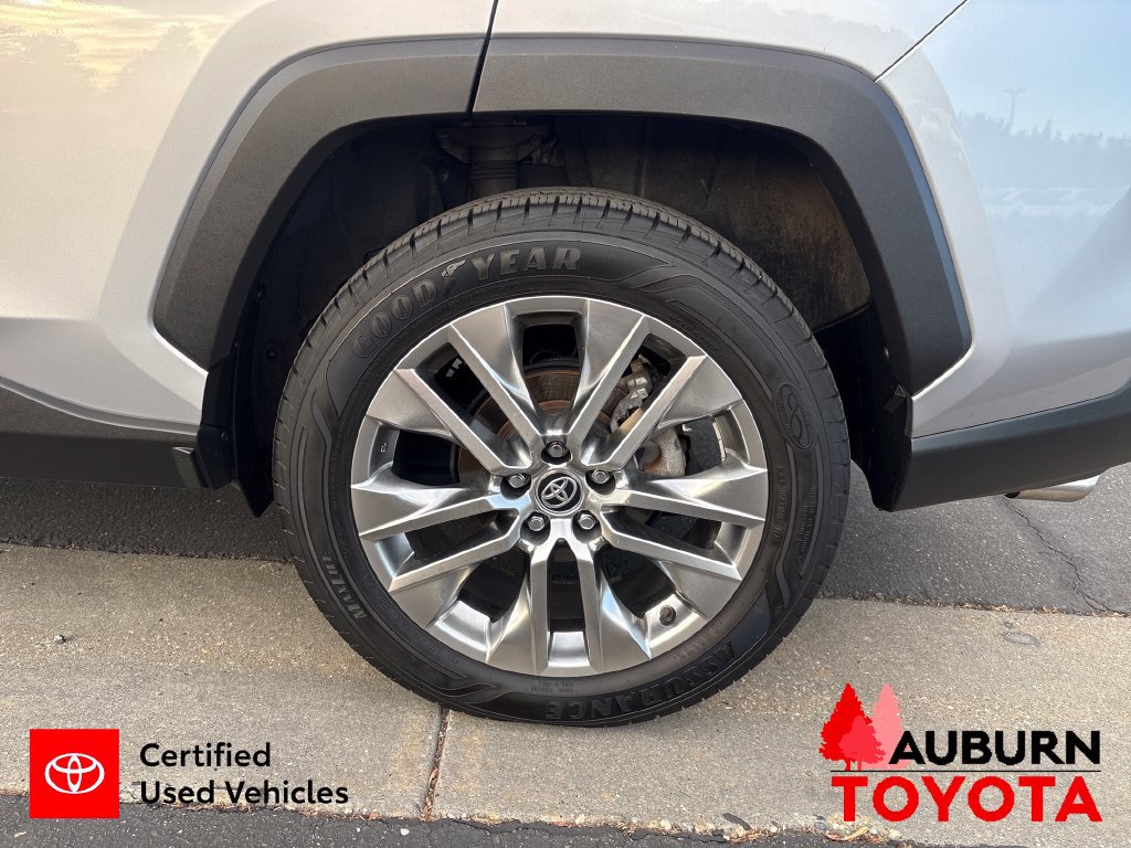 Certified 2020 Toyota RAV4 Limited w/ Limited Grade Weather Package AWD/4WD image 24
