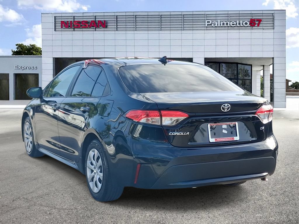 Used 2020 Toyota Corolla LE FWD image 4