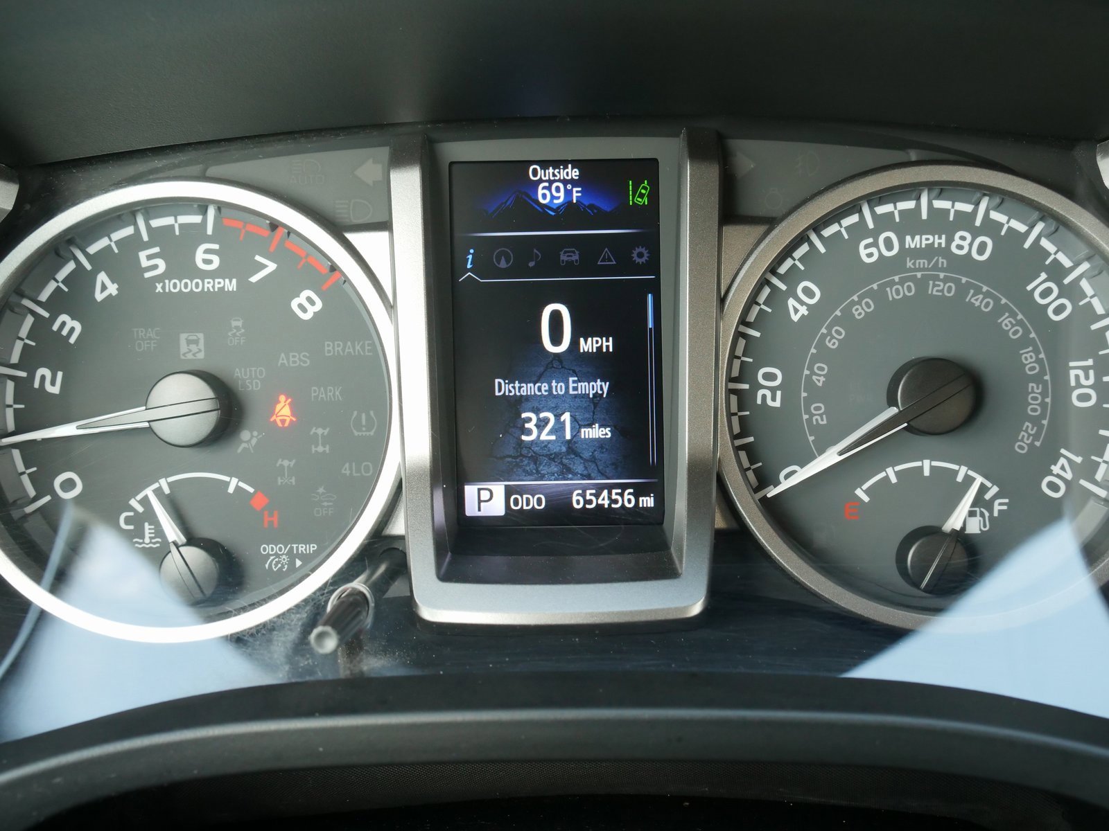 Used 2022 Toyota Tacoma SR5 image 25