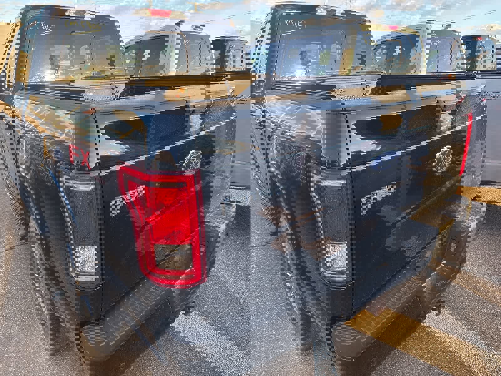 Used 2017 Ford F150 XLT w/ Equipment Group 302A Luxury image 8