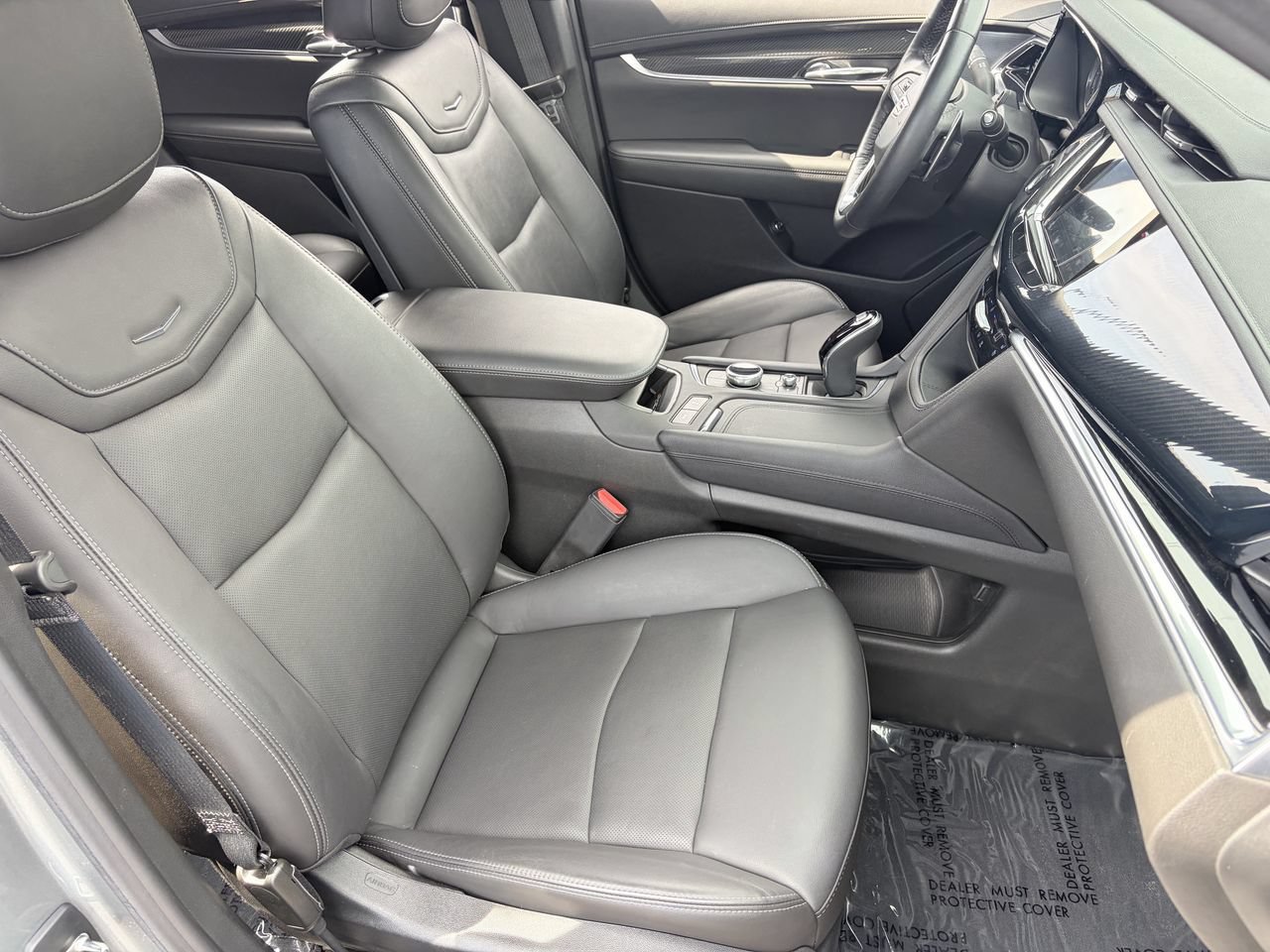 Certified 2023 Cadillac XT6 Sport w/ Technology Package AWD/4WD image 11