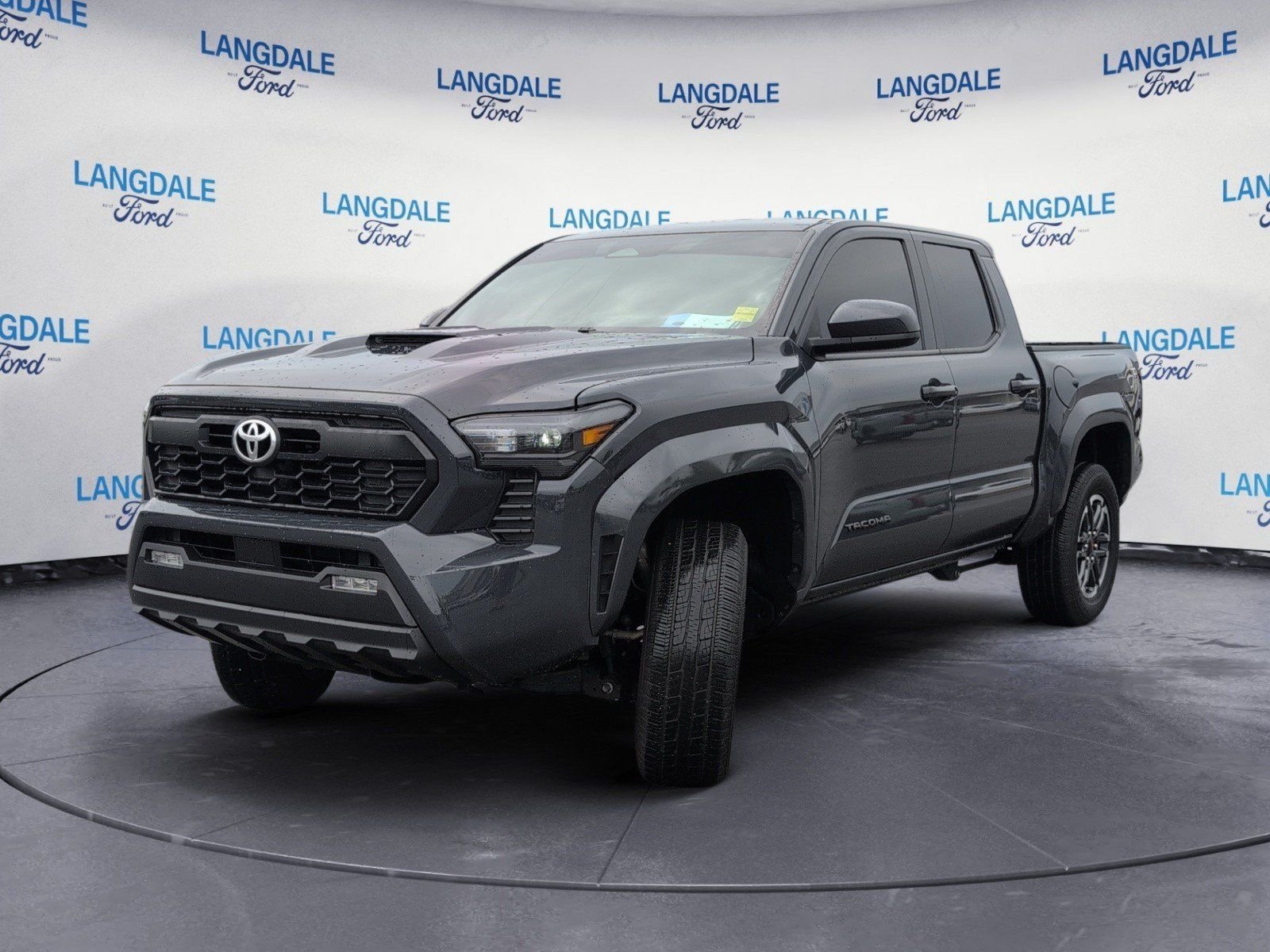Used 2024 Toyota Tacoma TRD Sport RWD image 11