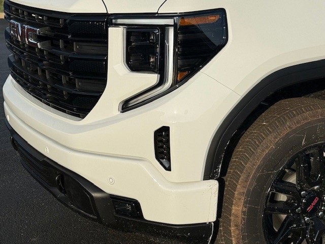 New 2026 GMC Sierra 1500 Elevation w/ Elevation Premium Package image 11