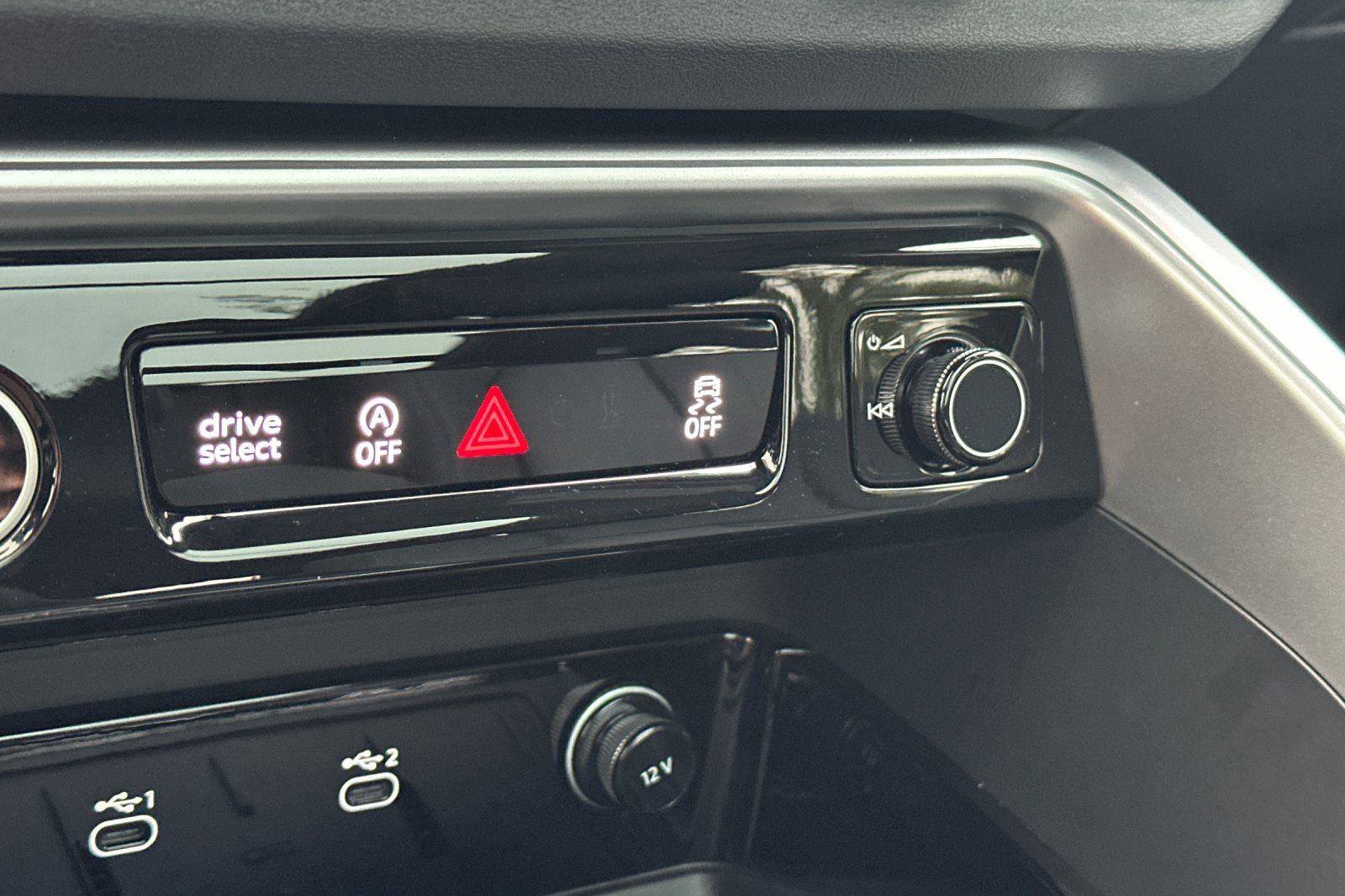 Certified 2025 Audi Q5 Premium Plus w/ Premium Plus image 21