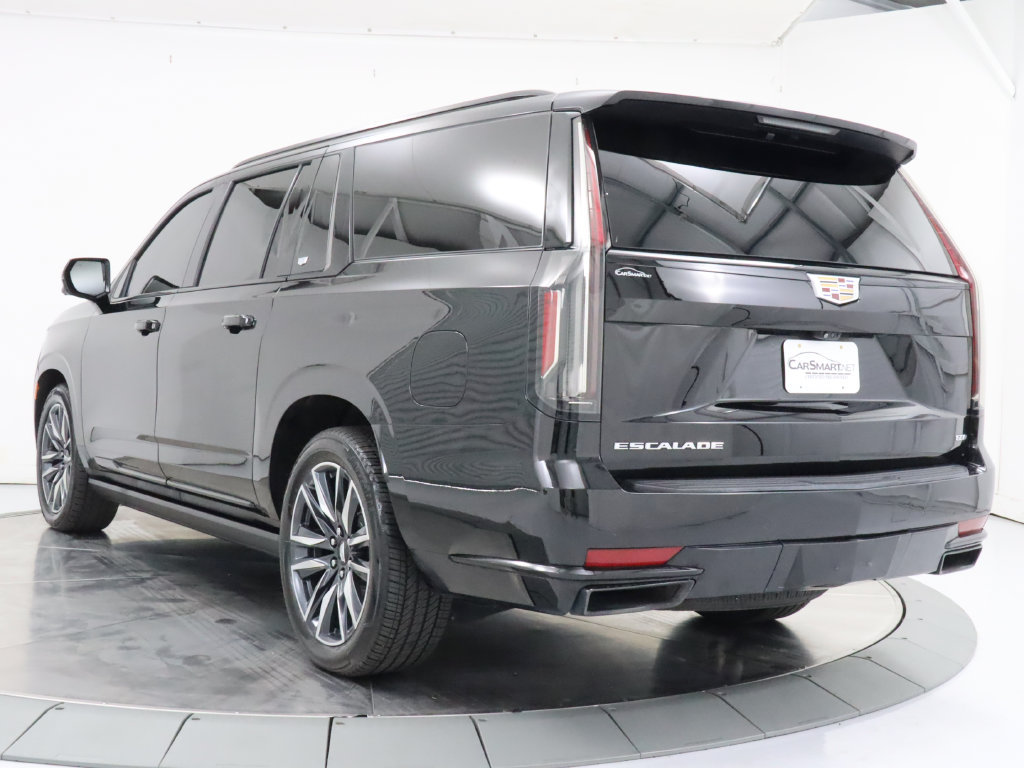 Used 2022 Cadillac Escalade ESV Sport Platinum AWD/4WD image 3