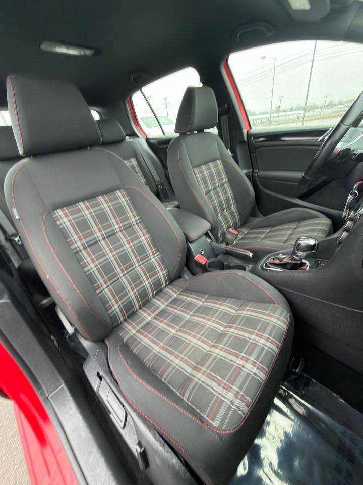 Used 2013 Volkswagen GTI 4-Door FWD image 46