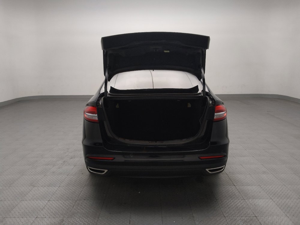 Used 2019 Ford Fusion Titanium image 29