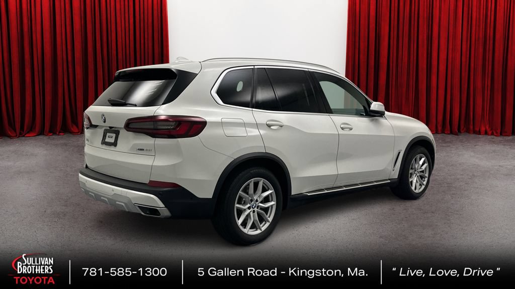 Used 2022 BMW X5 xDrive40i w/ Premium Package AWD/4WD image 5