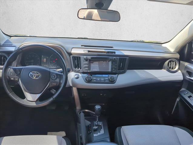 Used 2018 Toyota RAV4 XLE FWD image 29