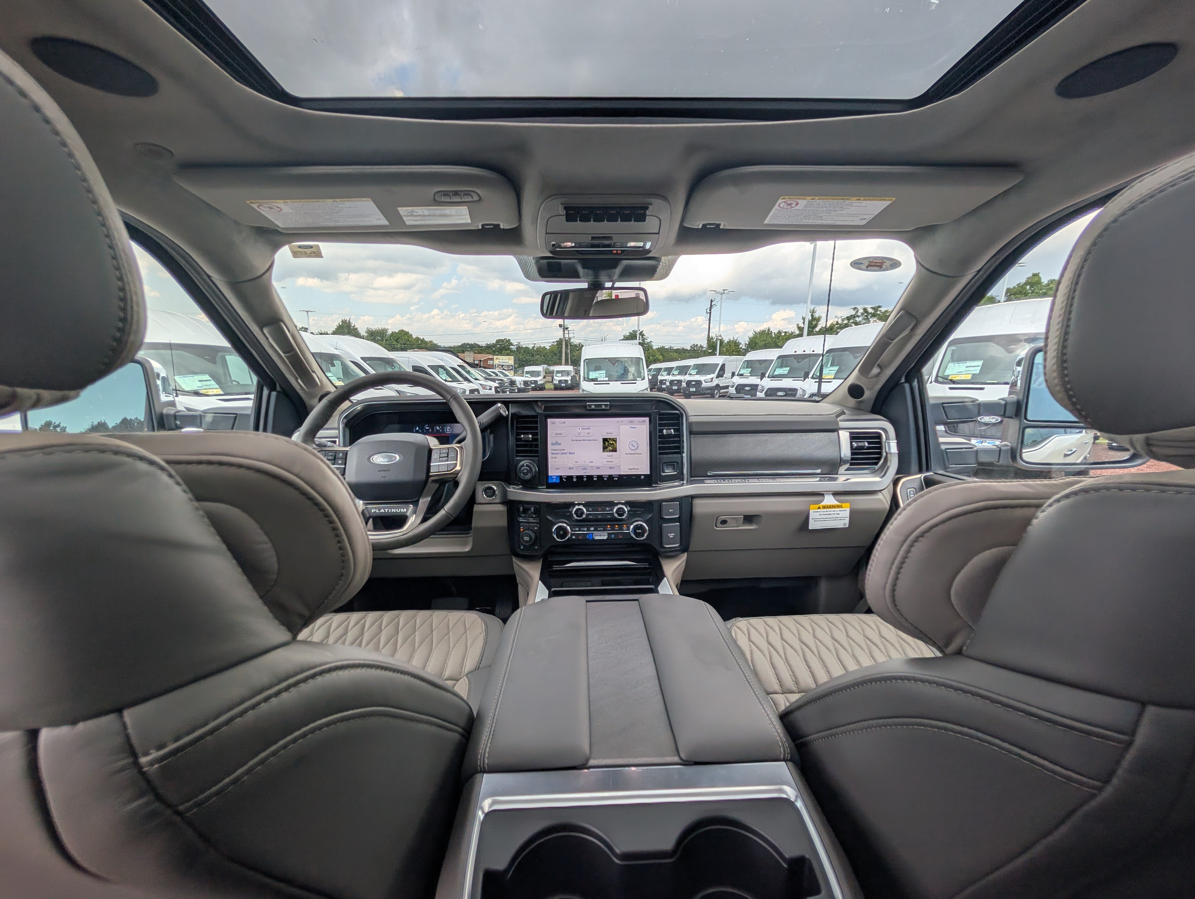 New 2026 Ford F350 Platinum w/ Platinum Plus Package AWD/4WD image 12