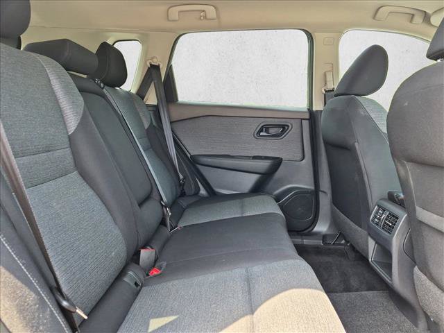 Used 2021 Nissan Rogue S FWD image 20