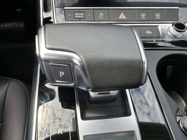 Used 2023 Audi Q7 3.0T Premium Plus w/ Premium Plus Package AWD/4WD image 29