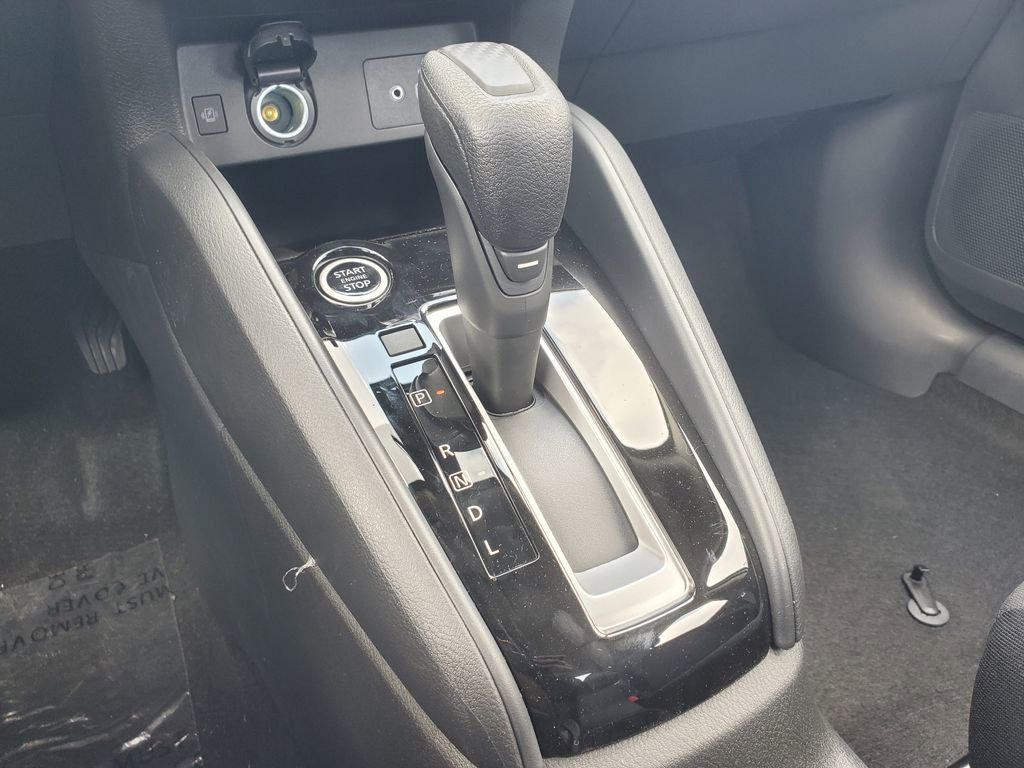 New 2025 Nissan Versa SV w/ Trunk Package FWD image 19