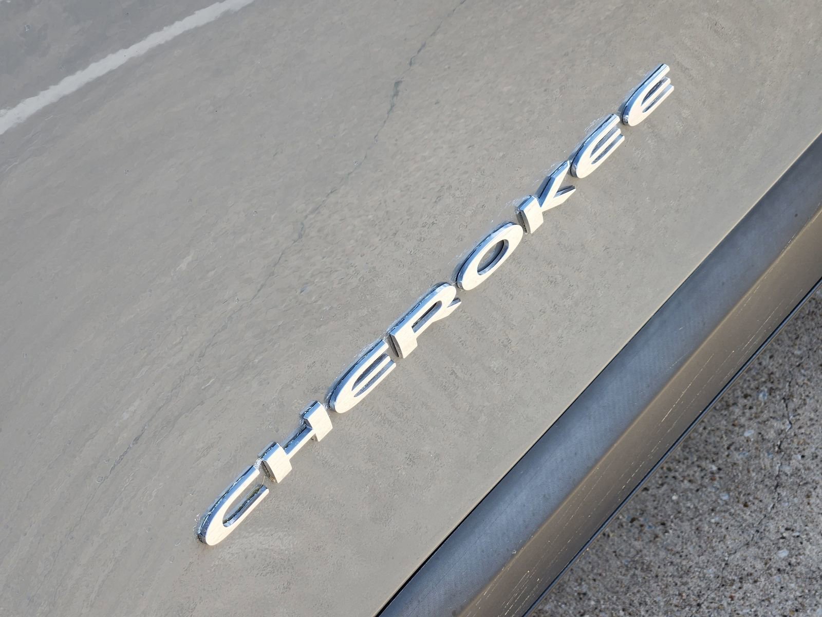 Used 2021 Jeep Cherokee Latitude Plus image 18