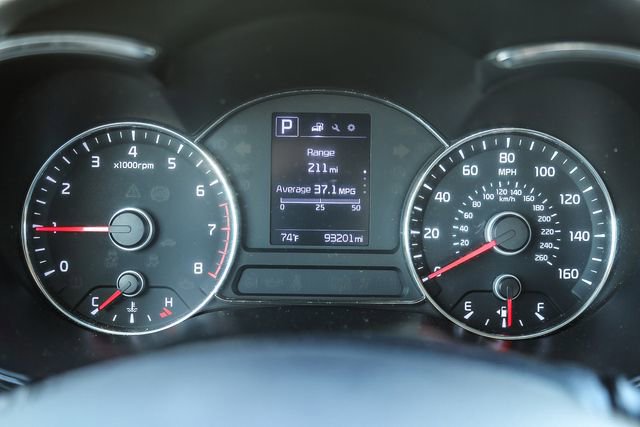 Used 2018 Kia Forte LX w/ LX Rear Camera Package image 16