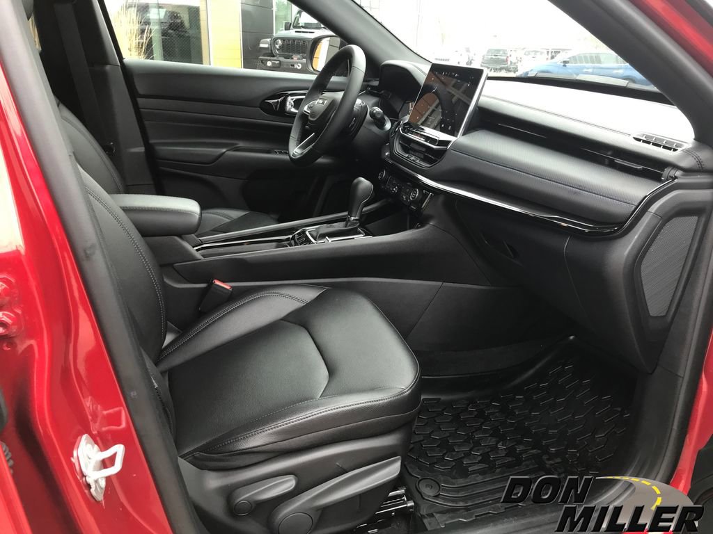 New 2026 Jeep Compass Limited image 27