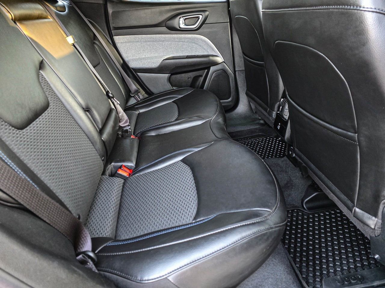 Used 2023 Jeep Compass Latitude w/ Convenience Group image 38