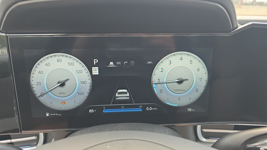 New 2026 Hyundai Elantra Limited FWD image 17