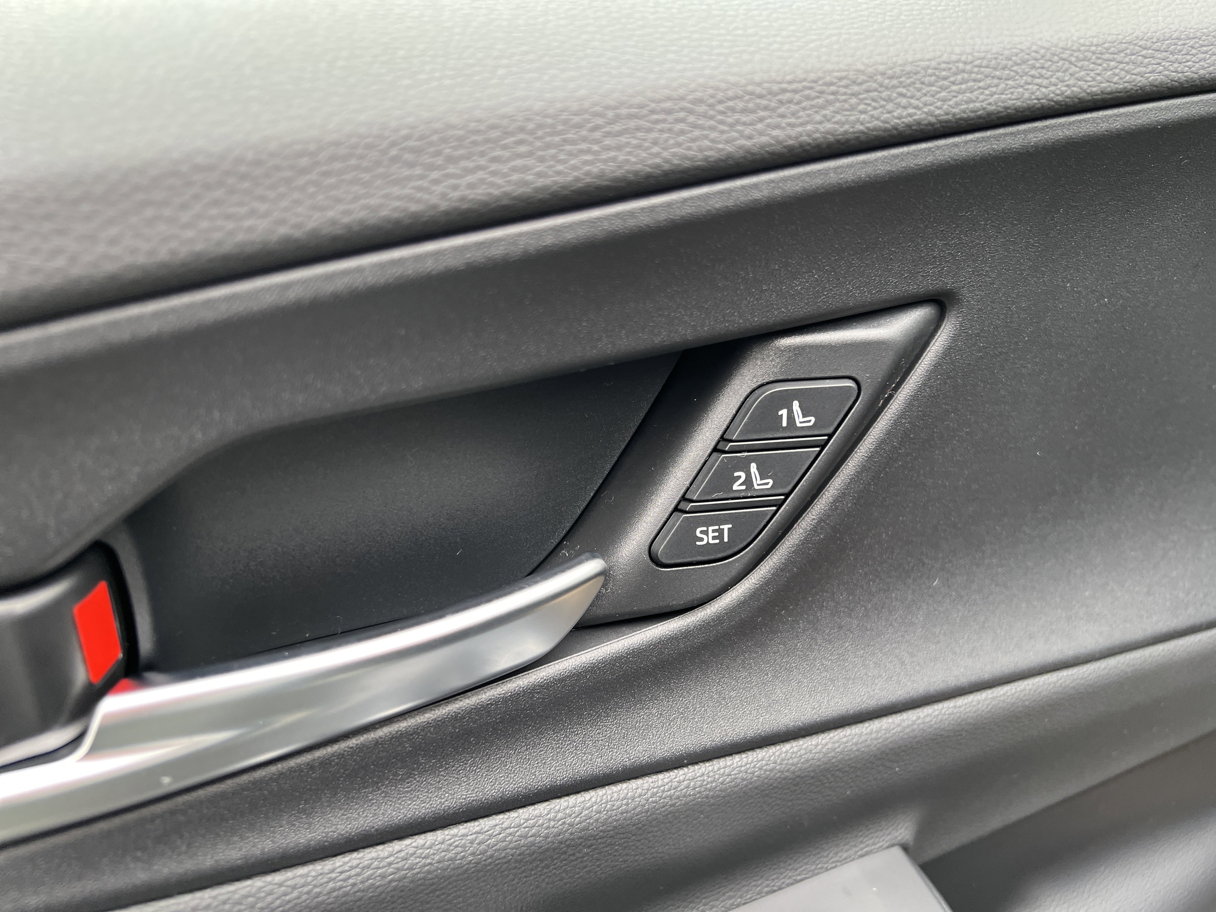 New 2026 Toyota Prius Plug-In Hybrid image 12