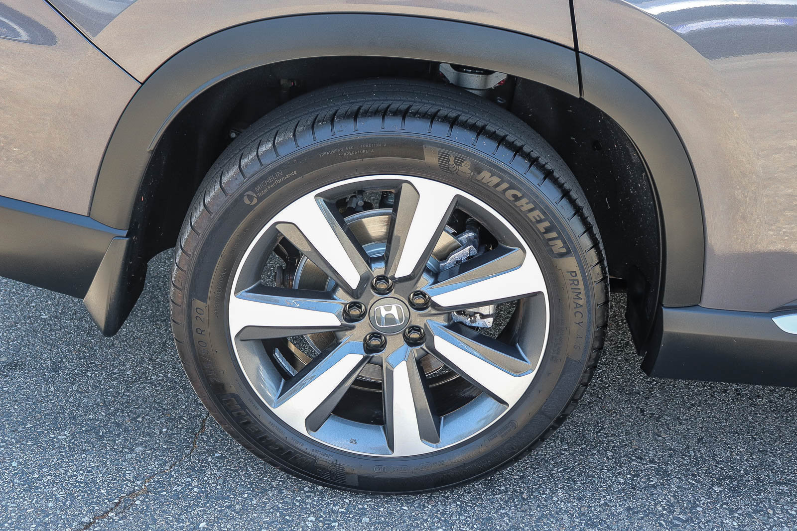 Certified 2025 Honda Pilot Touring image 8