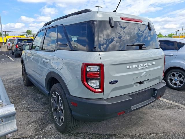 Used 2023 Ford Bronco Sport Outer Banks w/ Tech Package AWD/4WD image 4