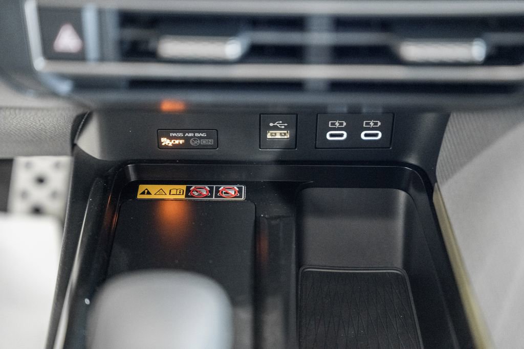 New 2026 Toyota Camry SE FWD image 22