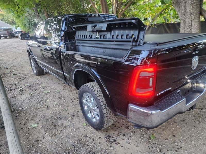 Used 2022 RAM 2500 Limited w/ Safety Group AWD/4WD image 8