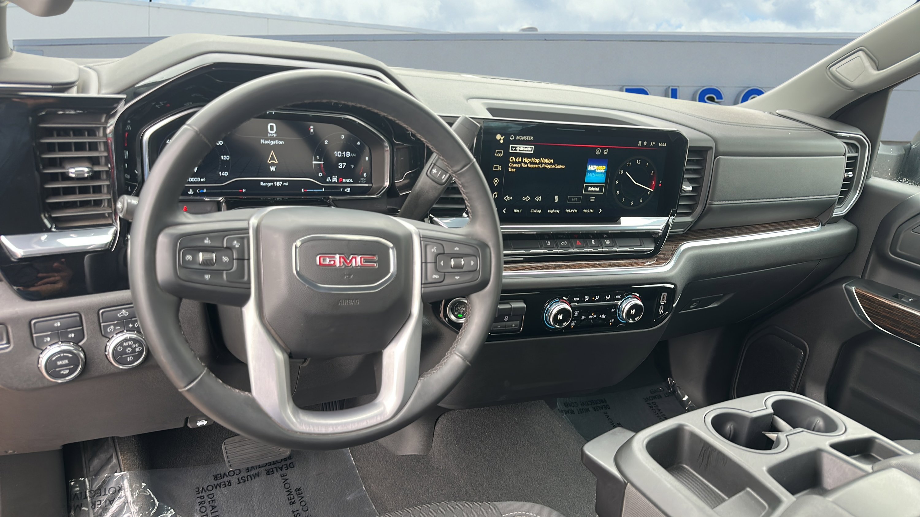 Used 2024 GMC Sierra 2500 SLE image 18