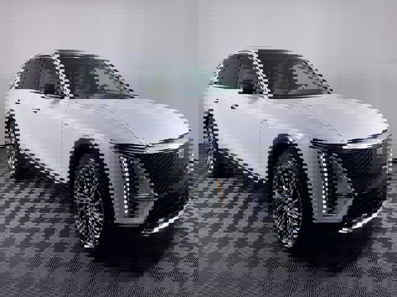 Certified 2024 Cadillac Lyriq Luxury w/ Nappa Leather Package image 21