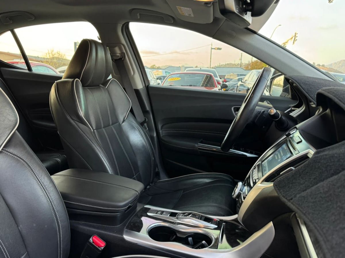 Used 2019 Acura TLX V6 w/ Advance Package FWD image 18