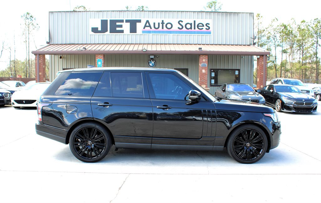 Used 2017 Land Rover Range Rover HSE image 8