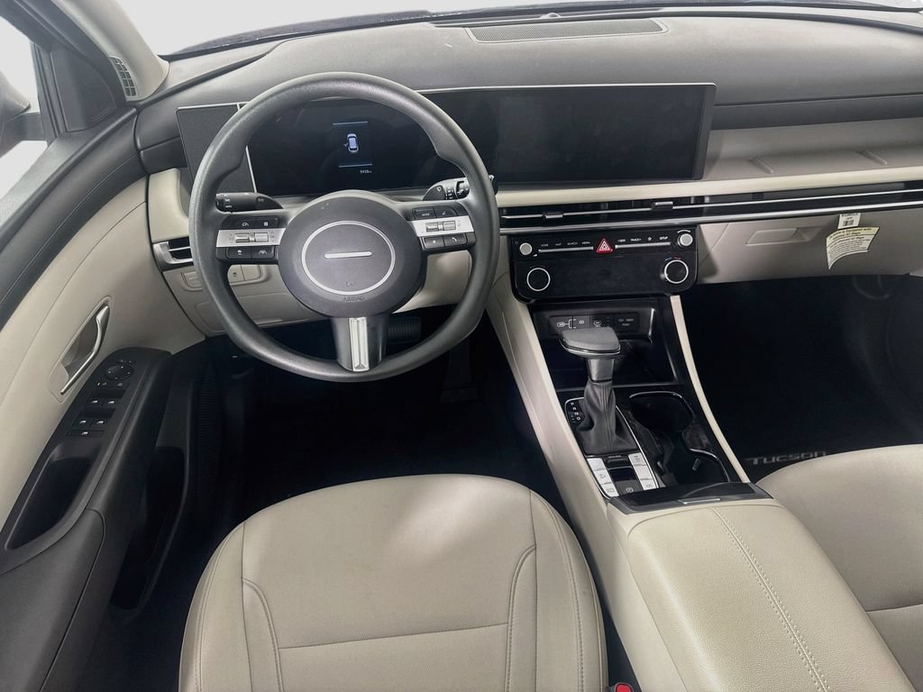 Used 2025 Hyundai Tucson SEL FWD image 22