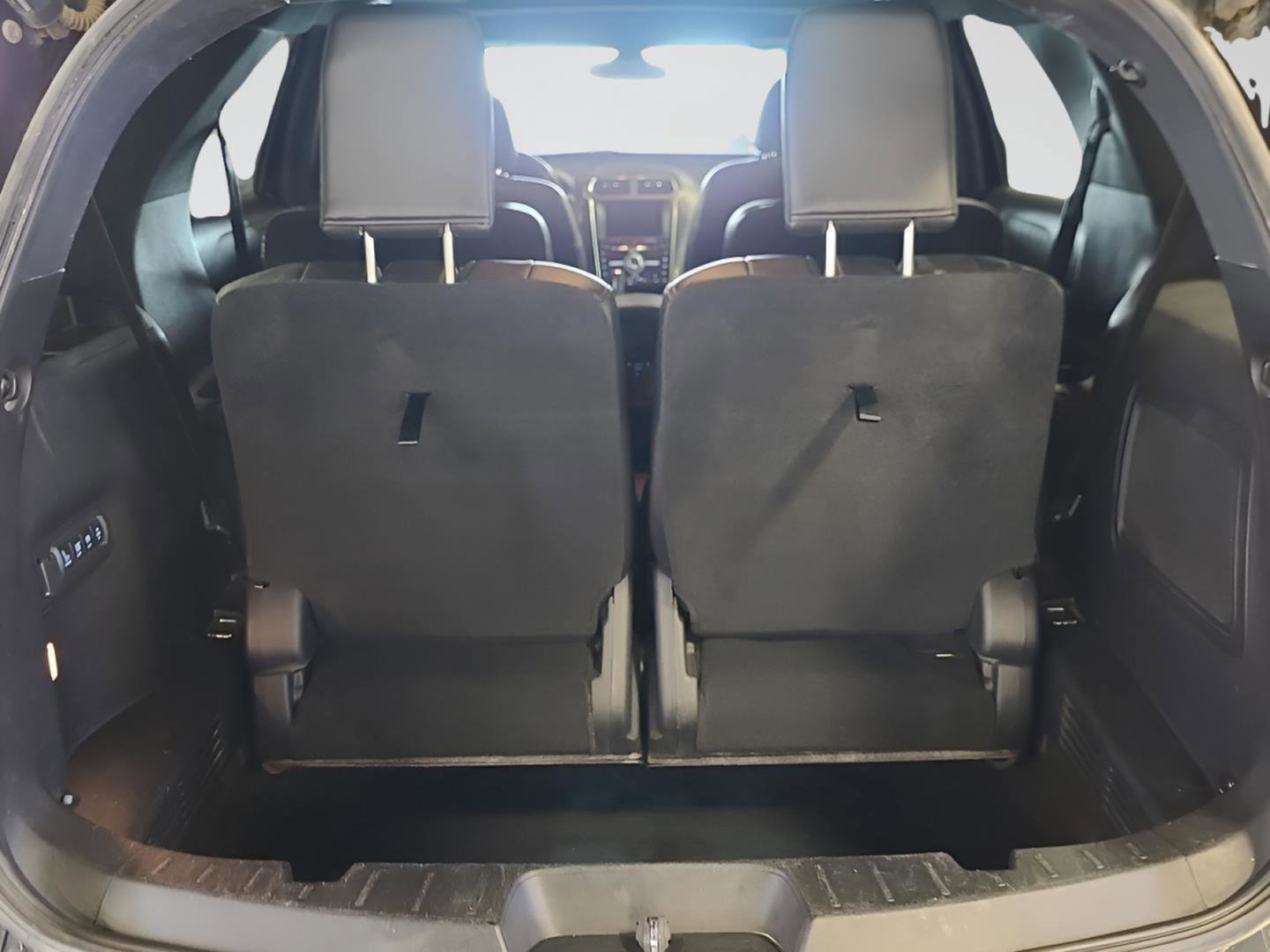 Used 2017 Ford Explorer Limited w/ Equipment Group 303A image 29