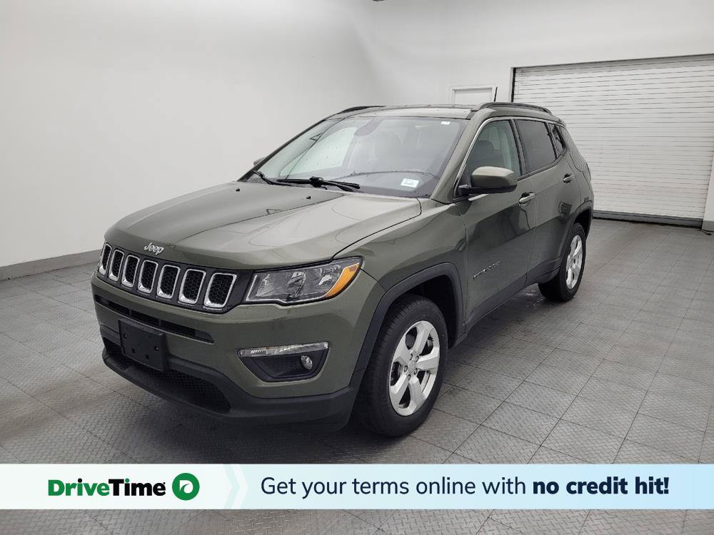 Used 2018 Jeep Compass Latitude w/ Cold Weather Group AWD/4WD image 1
