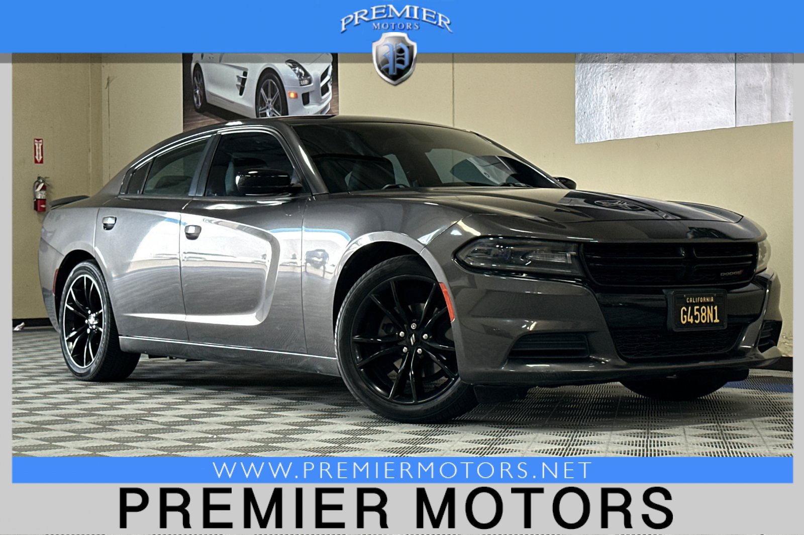 Used 2017 Dodge Charger SE w/ Blacktop Package