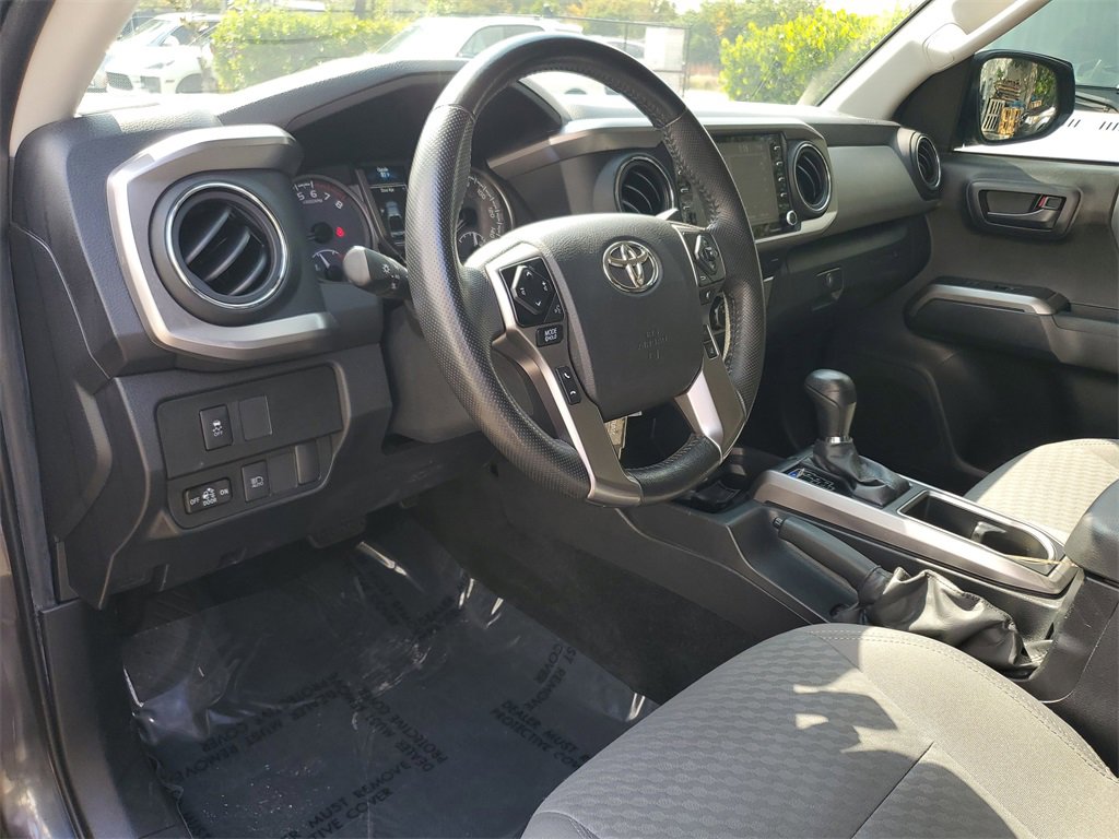 Used 2022 Toyota Tacoma SR5 w/ Technology Package image 23