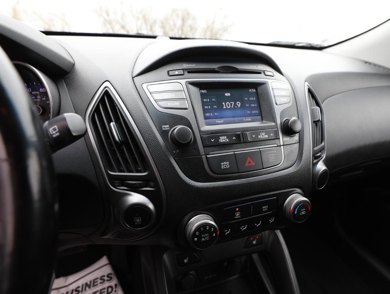 Used 2015 Hyundai Tucson SE AWD/4WD image 20