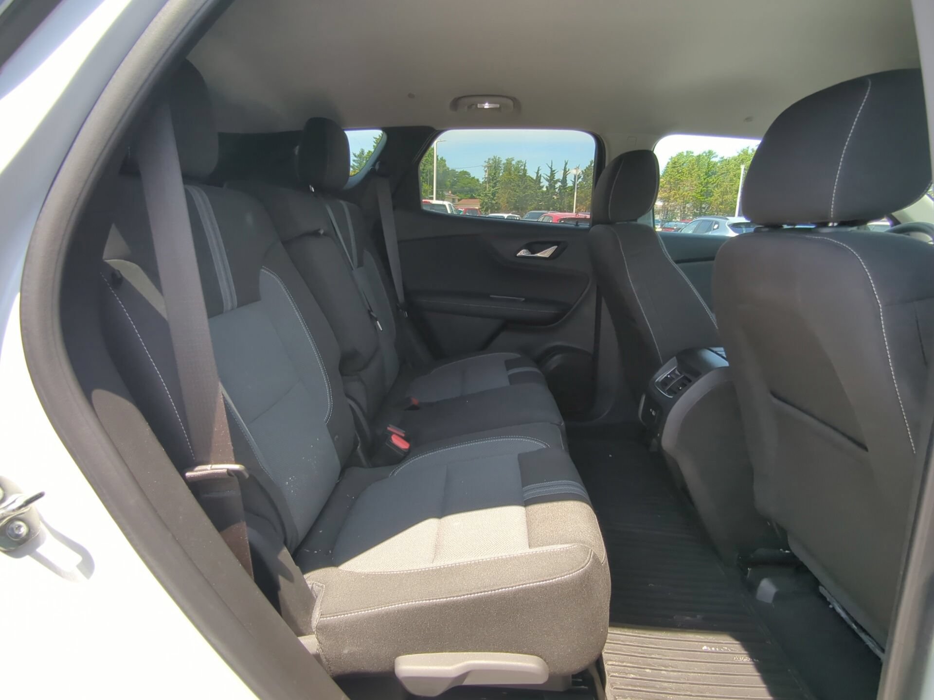 Used 2023 Chevrolet Blazer LT w/ Convenience Package FWD image 11