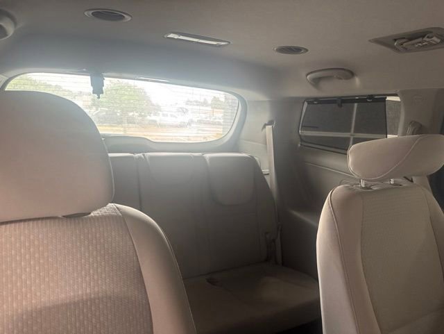 Used 2016 Kia Sedona LX w/ LX Convenience Package FWD image 22