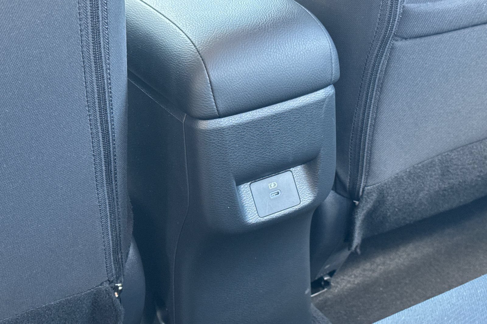 Certified 2025 Nissan Versa SR w/ Trunk Package FWD image 17