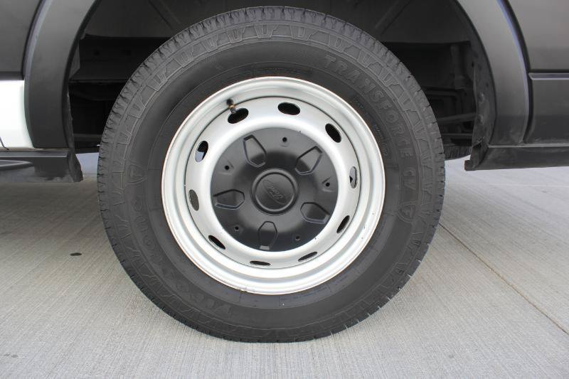 Used 2019 Ford Transit 150 130 Low Roof RWD image 30