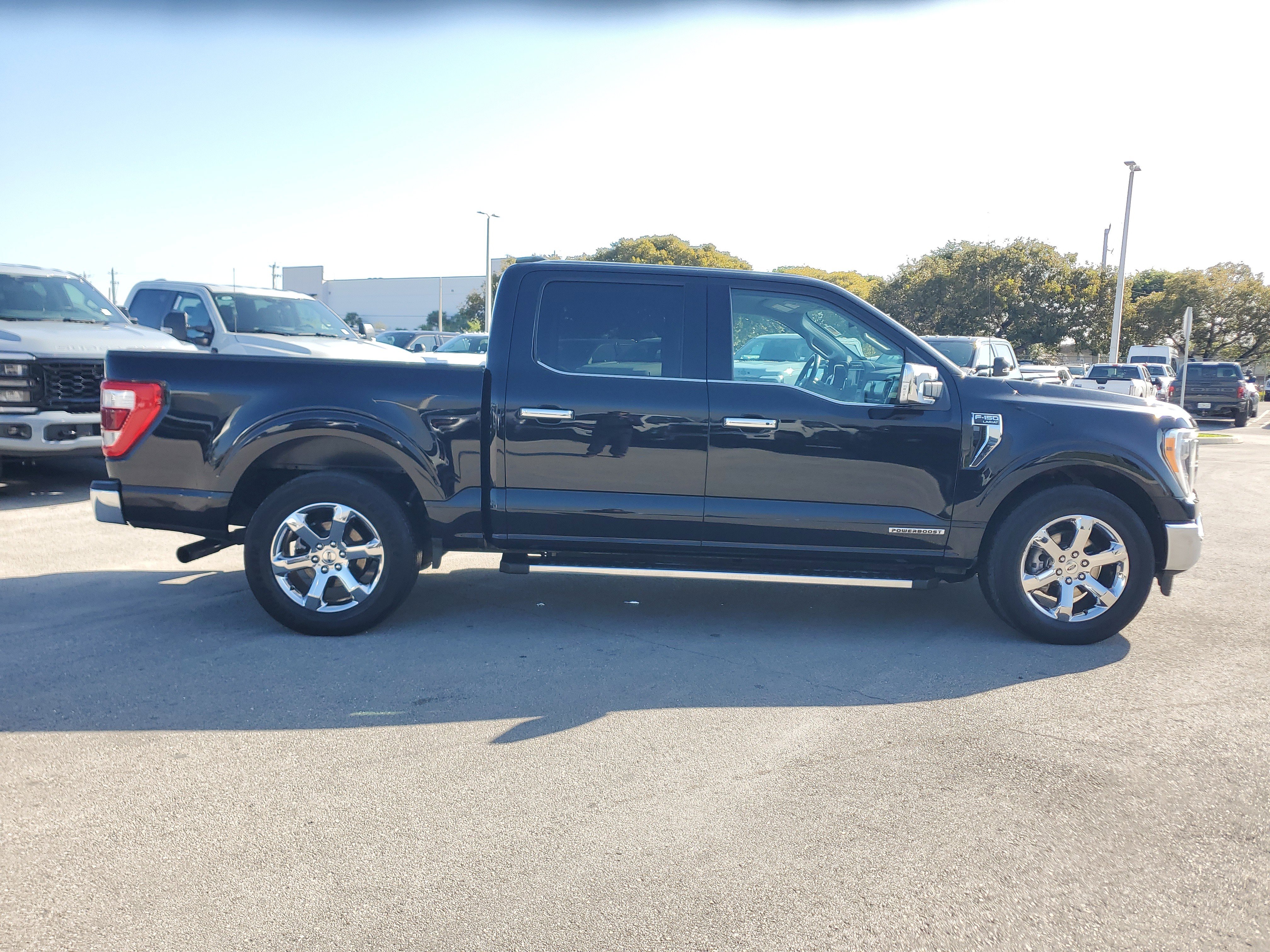 Used 2021 Ford F150 Lariat image 4