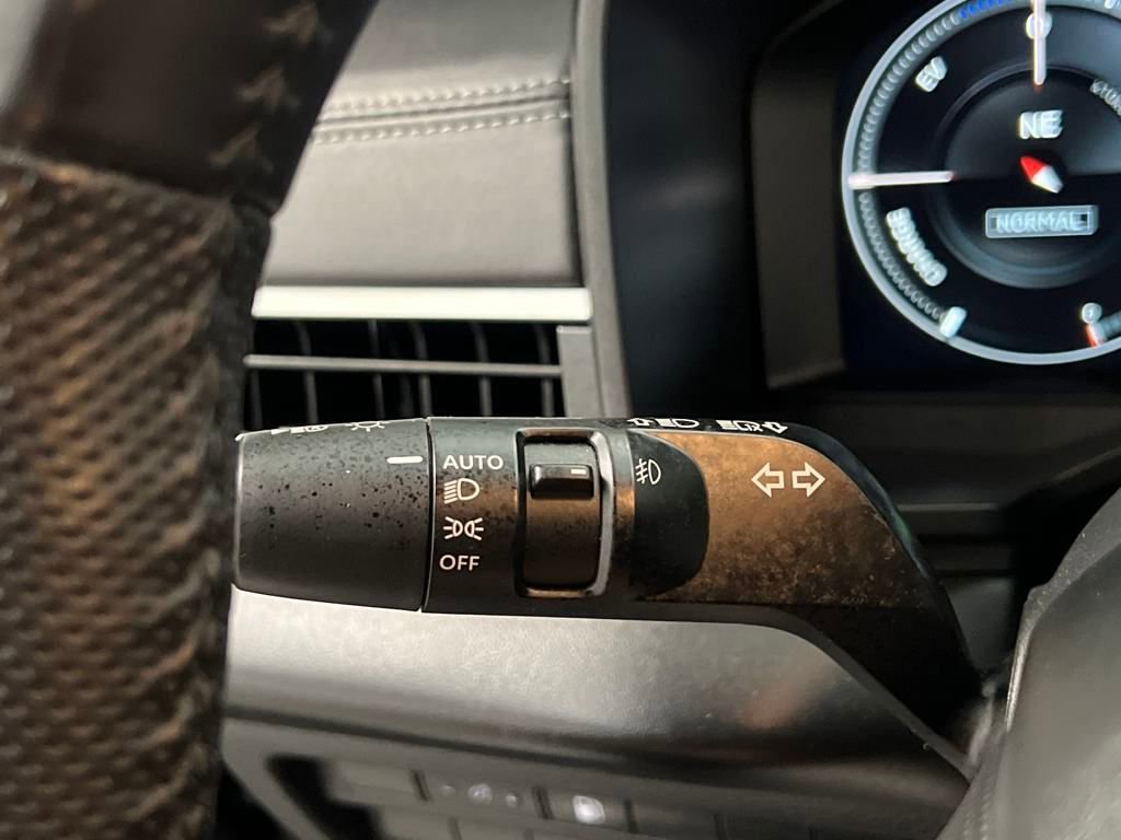 Used 2023 Mitsubishi Outlander SE image 48