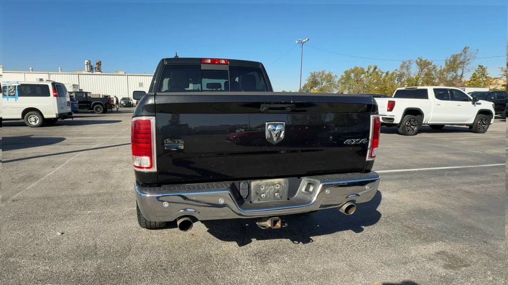 Used 2017 RAM 1500 Laramie w/ Convenience Group AWD/4WD image 7