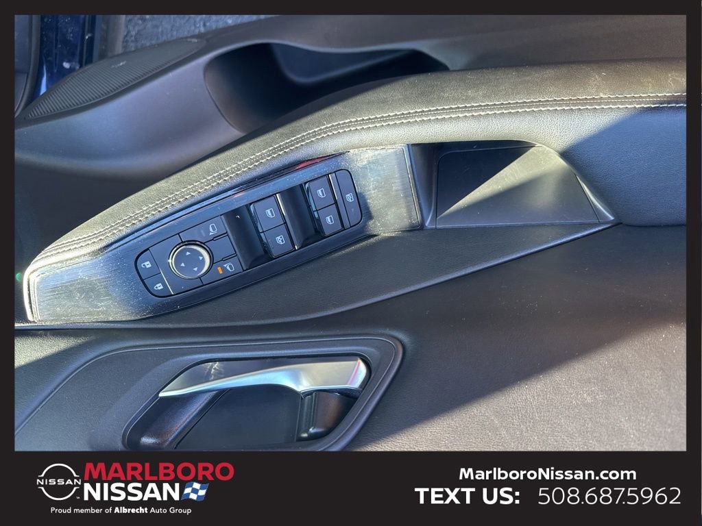 Used 2024 Nissan Rogue SV image 20