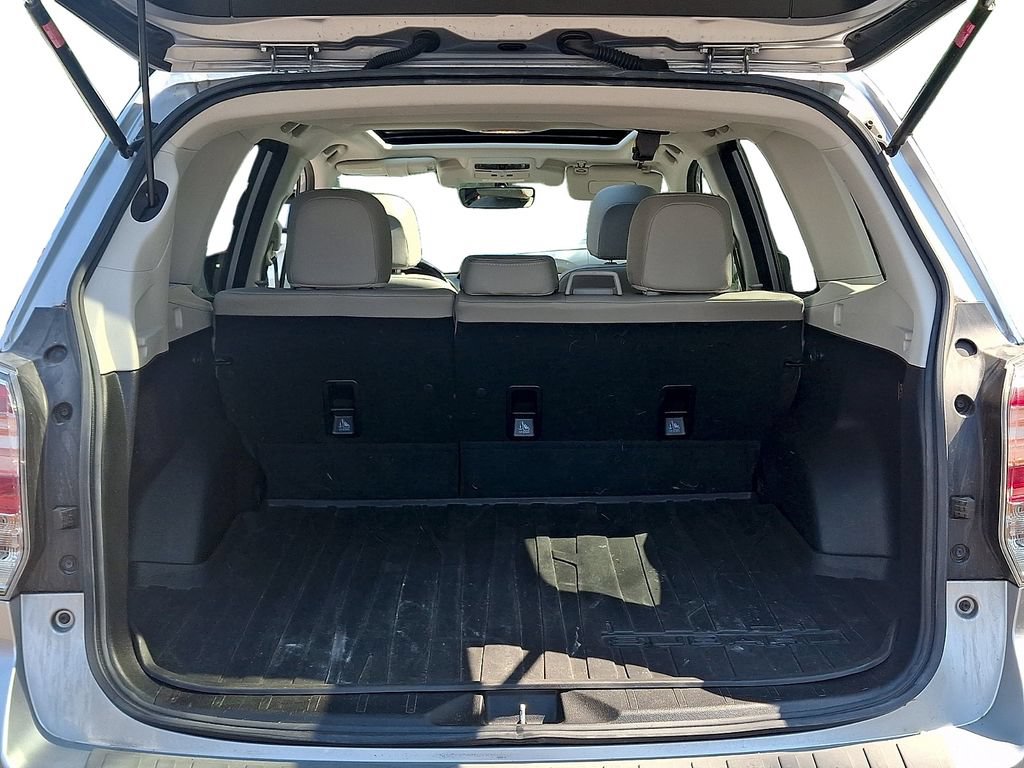 Used 2017 Subaru Forester 2.5i Limited AWD/4WD image 32